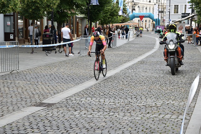 欧联杯圣吉罗斯联VS阿贾克斯预测分析：圣吉罗斯各项赛事二号射手回归，但主力中卫被停赛！.